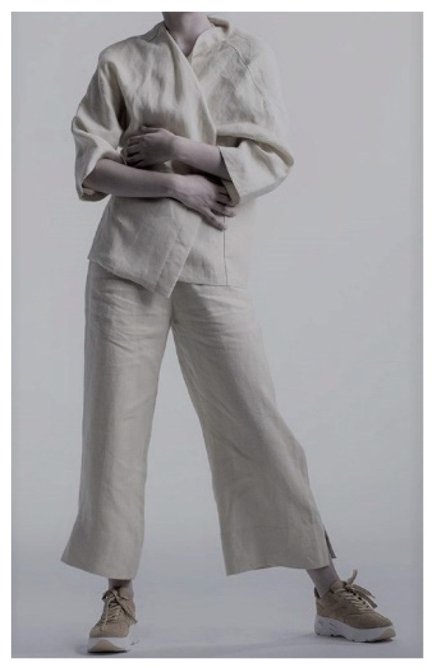 Hemp clothing functionalized by CBD extract.