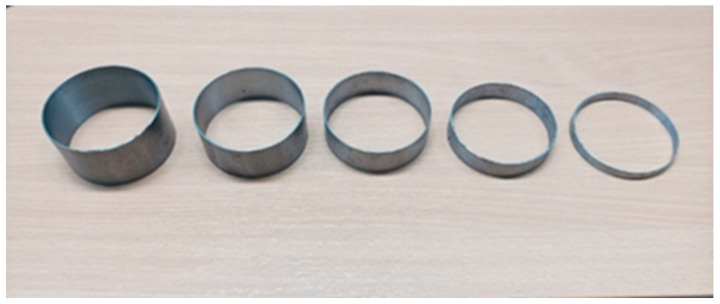 Molds for preparation of samples.